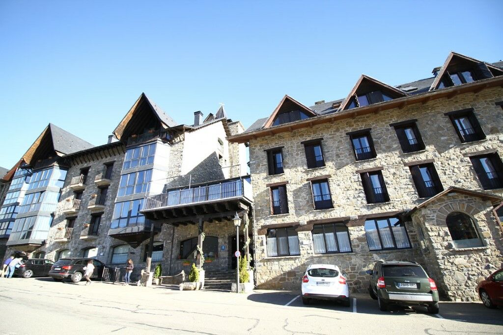 Snoe Villa De Sallent 4 Sallent De Gallego Bagian luar foto
